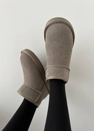 Уггі угги угг ugg ultra mini light grey suede10 фото