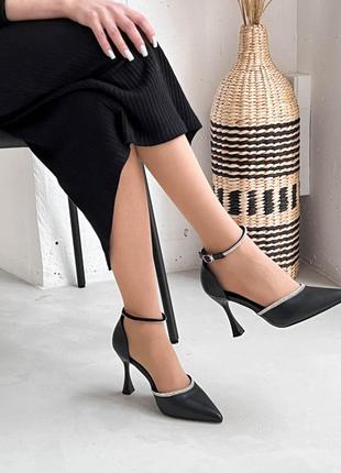 Женские туфли на каблуке, черные, экокожа4 фото