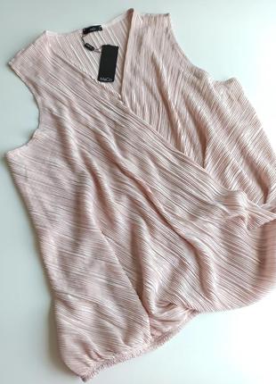 Красивая нарядная нежная блуза на запах из жатой ткани4 фото