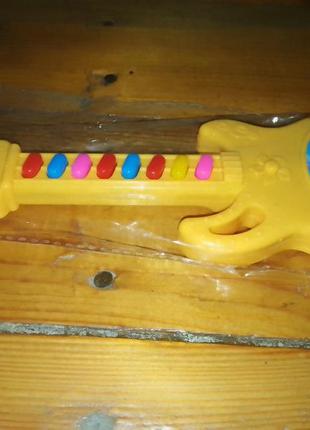 Музыкальная детская игрушечная гитара с нотами, оценка, отсутствие, дефект3 фото