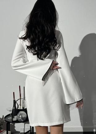 Женское платье короткое с бахромой черная белая нарядная праздничная на свидание2 фото