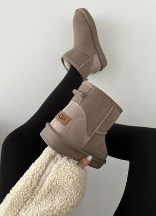 Угги угги угг ugg mini sand lacquer10 фото