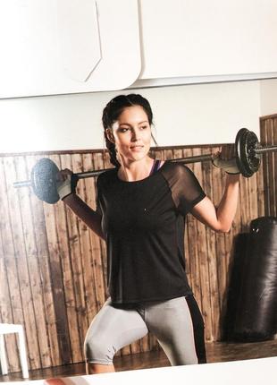 Футболка для спорту