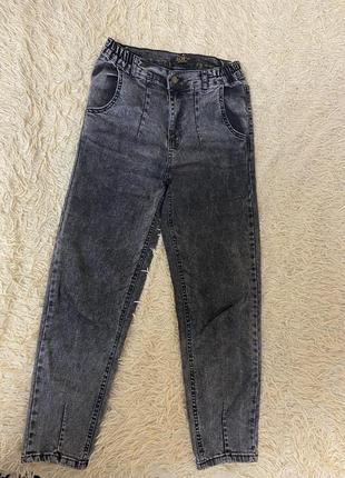 Джинси мом 26 розмір