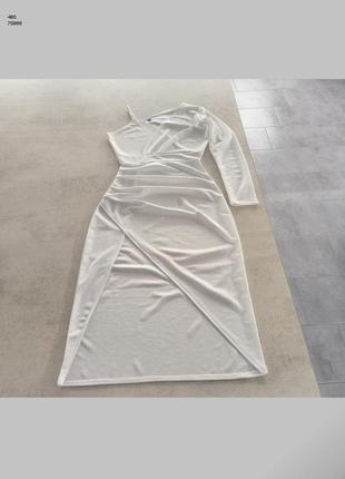 Элегантное белое платье из крепа2 фото