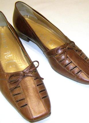 Туфлі жіночі hassia 37р. італія, натуральна шкіра