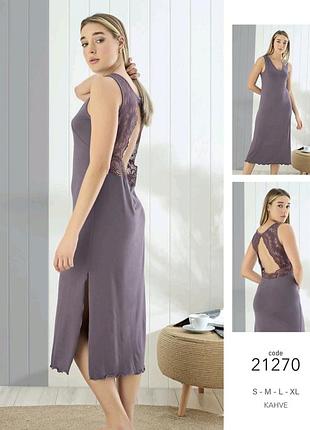 Довга сорочка з мереживом фіолетового кольору