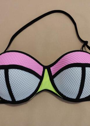 Верх від купальника з пуш-ап