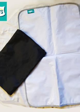 Pampers коврик пеленальный. новый в чехле. влагозащитный 60х40 см3 фото