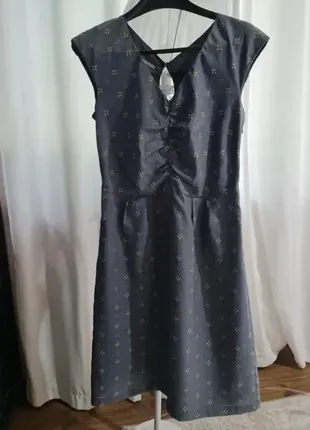 Симпатичне плаття міді бренду inwear в стилі louis vuitton