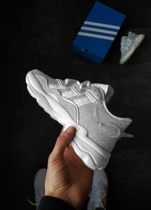 Кроссовки женские   adidas ozweego