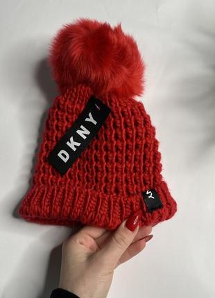 Шапка dkny