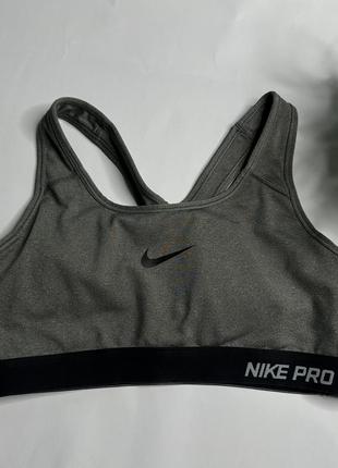 Топ nike pro