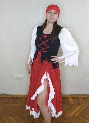 Пиратка костюм