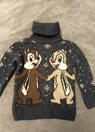 Свитер с горлом