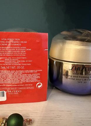 Крем shiseido vital perfection uplifting and firming day cream spf 304 фото
