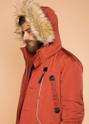 Зимова тепла куртка з капюшоном розмір м7 фото