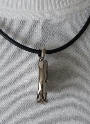 Подвеска круглая крупная кулон на каучуковом шнурке