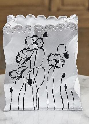 Ваза маки біла - чорні квіти полістоун 18 см гранд презент сп516-55 фото