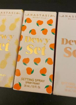 Набір!! 3шт!!anastasia beverly hills mini dewy set спрей-фіксатор для макіяжу з ароматом манго 60 ml anastasia