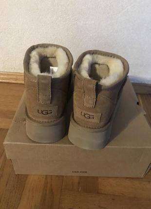 Ugg/ уггі5 фото