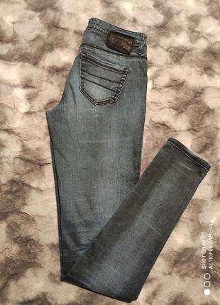 Облегченные летние зауженные стретчевые джинсы джеггенсы7 фото