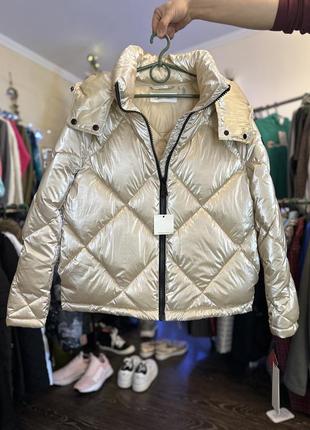 Зимняя куртка calvin klein оригинал s-m цвет шампанского1 фото