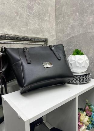 Якісна стильна велика жіноча сумка, вміщає а4, чорна, з плечовим ременем в комплекті8 фото