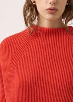Новый шерстяной свитер в рубчик масивный cos 100% шерсть3 фото