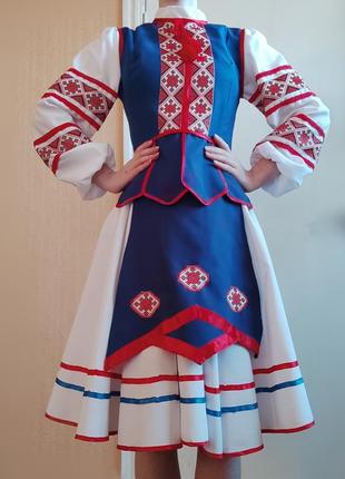 Український національний костюм, вышиванка зі спідницею
