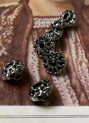 Австрія вінтажні красиві металеві випуклі ґудзики з камінцем  на ніжці набір вінтажних ґудзиків квітка 8 шт3 фото