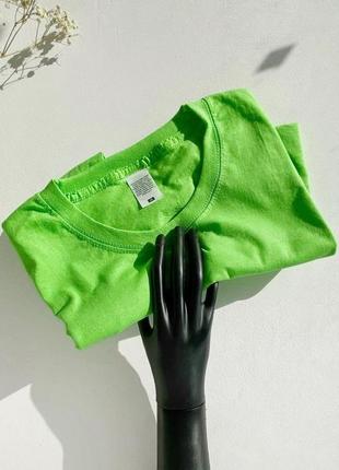 Лаймова🍏яскрава футболка 100% бавовна базова як оверсайз унісекс oversize салатова зелена4 фото