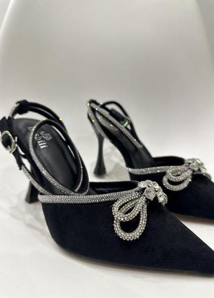 Туфли черные замшевые с бантиками стразами камешки на каблуке2 фото