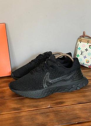 Кроссовки  nike react vision