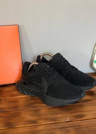 Кроссовки  nike react vision 2