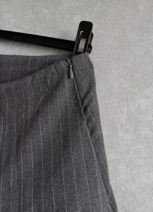 Серая мини юбка-шорты от zara, серые трендовые скорты плиссе7 фото