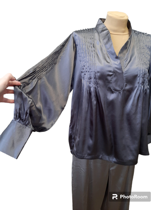 Est'seven

paris шёлковая блуза цвета лаванды5 фото