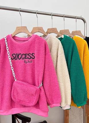 Мягкий пушистый худи, в ярких расцветках, с бананкой в комплекте