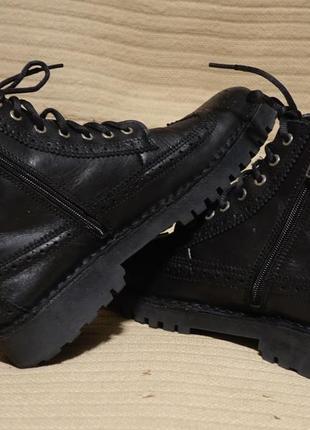 Ефектні високі чорні брогоовані шкіряні черевики selected/homme данія 42 р.(28 см.)