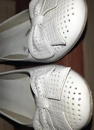 Полностью кожаные белые летние туфельки5 фото