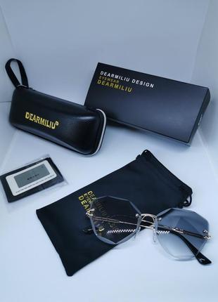 Очки солнцезащитные без оправы градиент серый с футляром