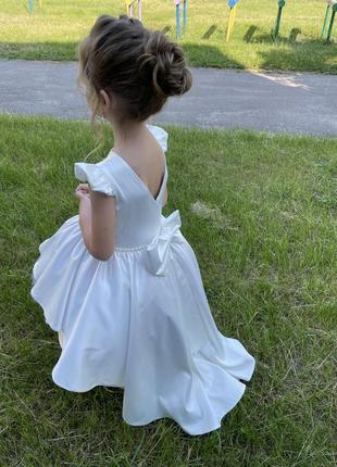 Нарядное выпускное платье для девочки1 фото