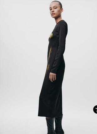 Длинное платье платья 👗 zara с силуэтом обнаженного тела абстракция оригинал4 фото