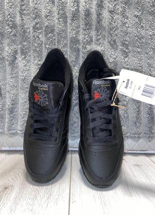 Кросівки жіночі reebok cl l thr black running/course a pied 39123 фото