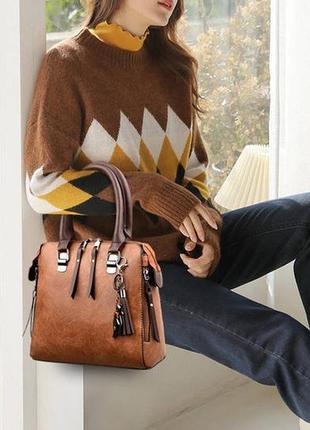 Женская сумка набор 4 в 1 комплект сумочка клатч визитница на плечо + брелок коричневый3 фото