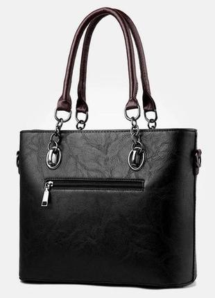 Классическая женская сумка через плечо с брелоком серый4 фото