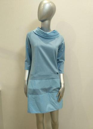 Супер стильное платье светло-голубого цвета с карманами  италия