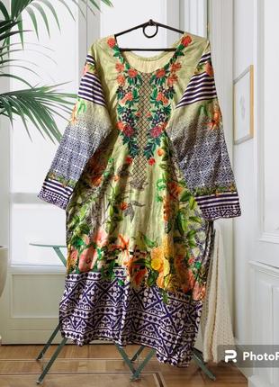 Бавовняне яскраве плаття з вишивкою 54-583 фото