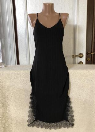 Черное платье в бельевом стиле с кружевом h&m