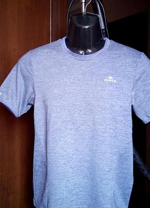 Футболка avecs